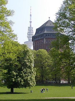 Fotos Hamburg Sehenswrdigkeiten Schanzenpark Wasserturm  2002_90561_09995